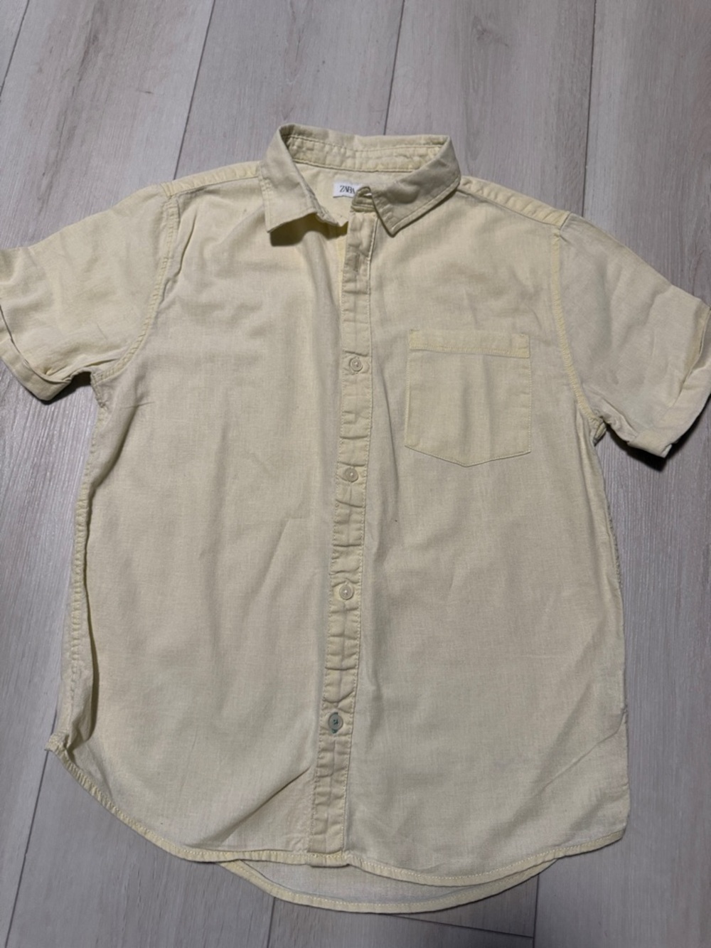 Zara Boy’s Short-Sleeve Button-Up Shirt in Pale Yellow size 10